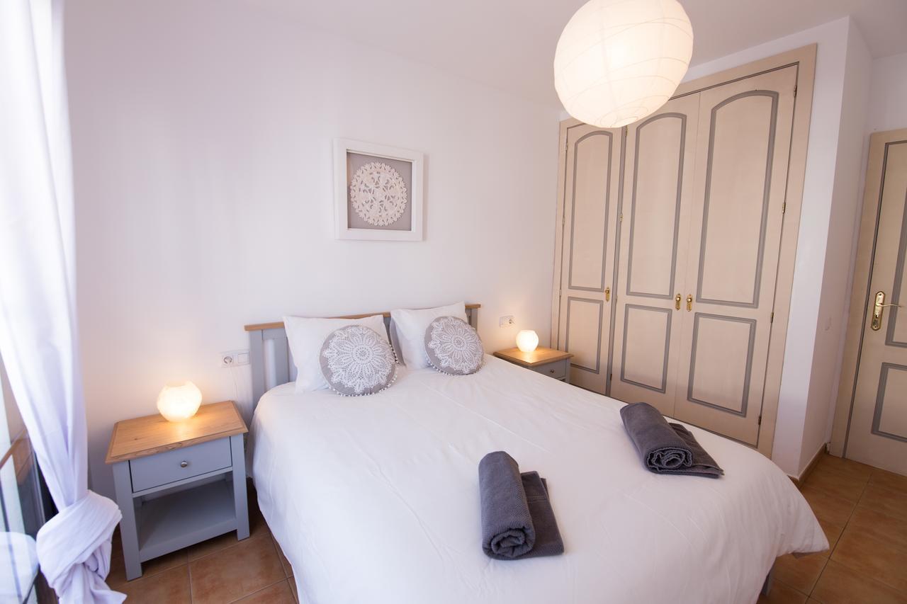 Surfers Retreat (Adults Only) Hostel Corralejo Exterior photo
