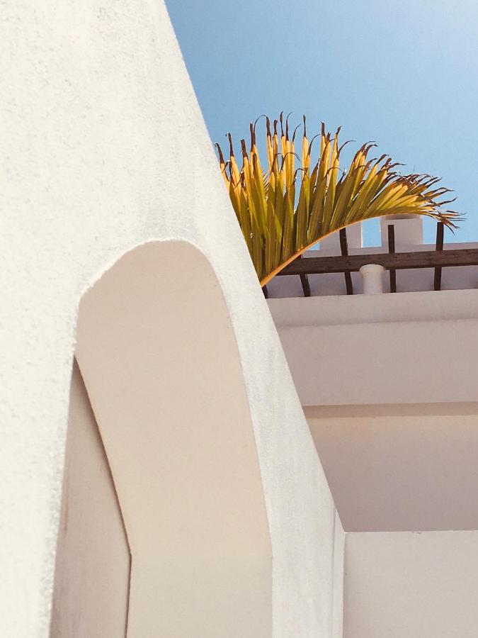 Surfers Retreat (Adults Only) Hostel Corralejo Exterior photo