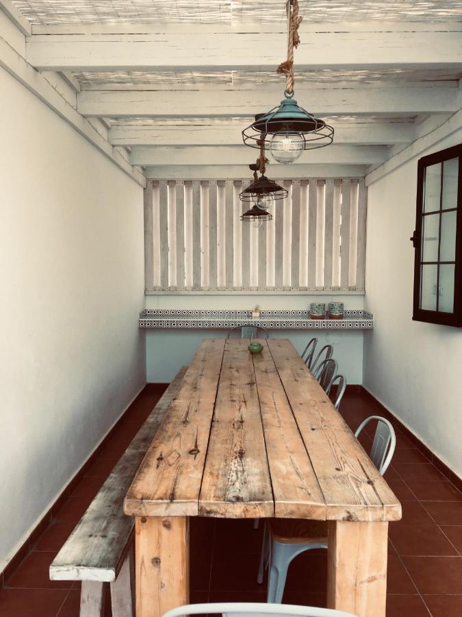 Surfers Retreat (Adults Only) Hostel Corralejo Exterior photo