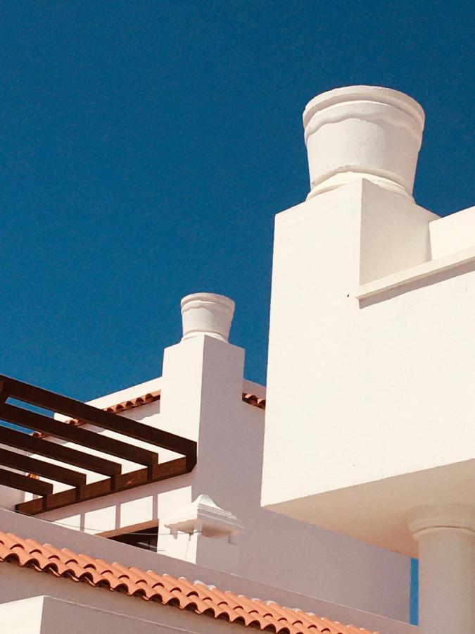 Surfers Retreat (Adults Only) Hostel Corralejo Exterior photo